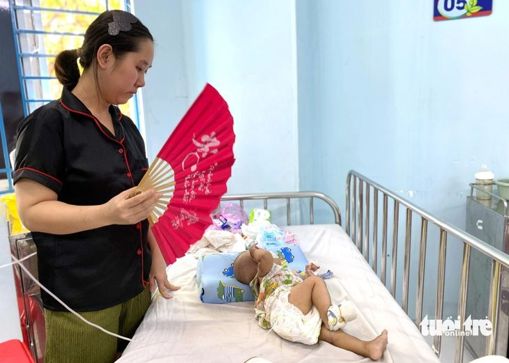 base64-1729187966431995361964 TP.HCM hoàn thành 100% tiến độ tiêm vắc xin sởi cho trẻ từ 1-5 tuổi - Ảnh 1.
