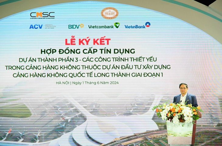 Ba ngân hàng hợp vốn 1,8 tỉ USD để xây sân bay Long Thành- Ảnh 1. Thủ tướng Phạm Minh Chính đánh giá cao việc hợp vốn 1,8 tỉ USD của Vietcombank, VietinBank và BIDV cho dự án sân bay Long Thành - Ảnh: VCB